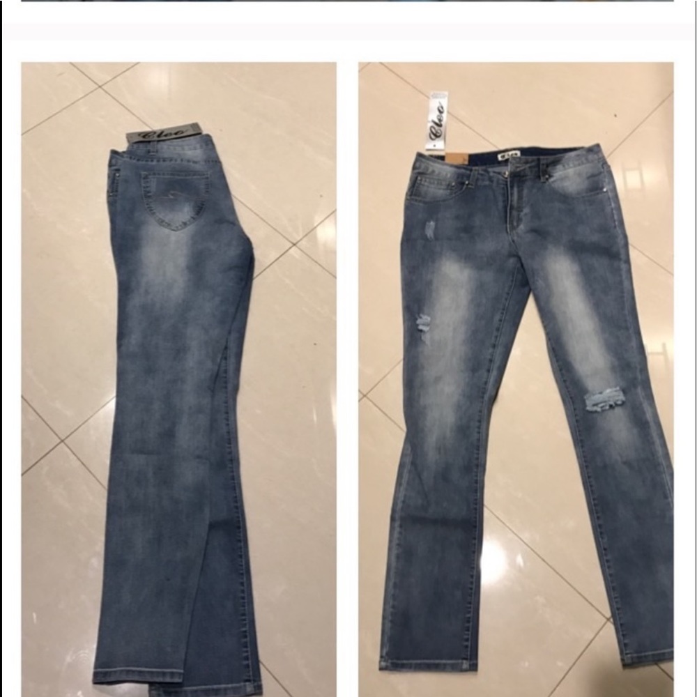 Light Wash Skinny Distressed Jeans - Picture 3 of 5